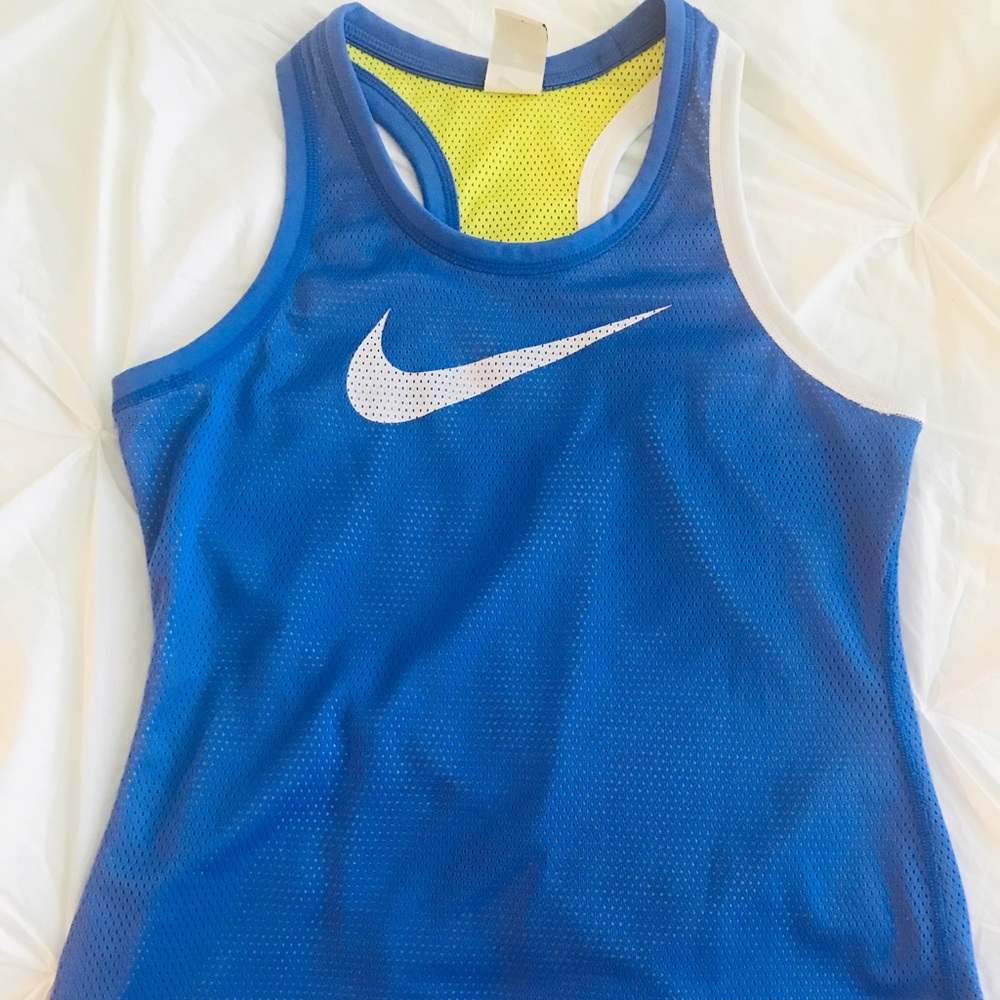 Nike tank